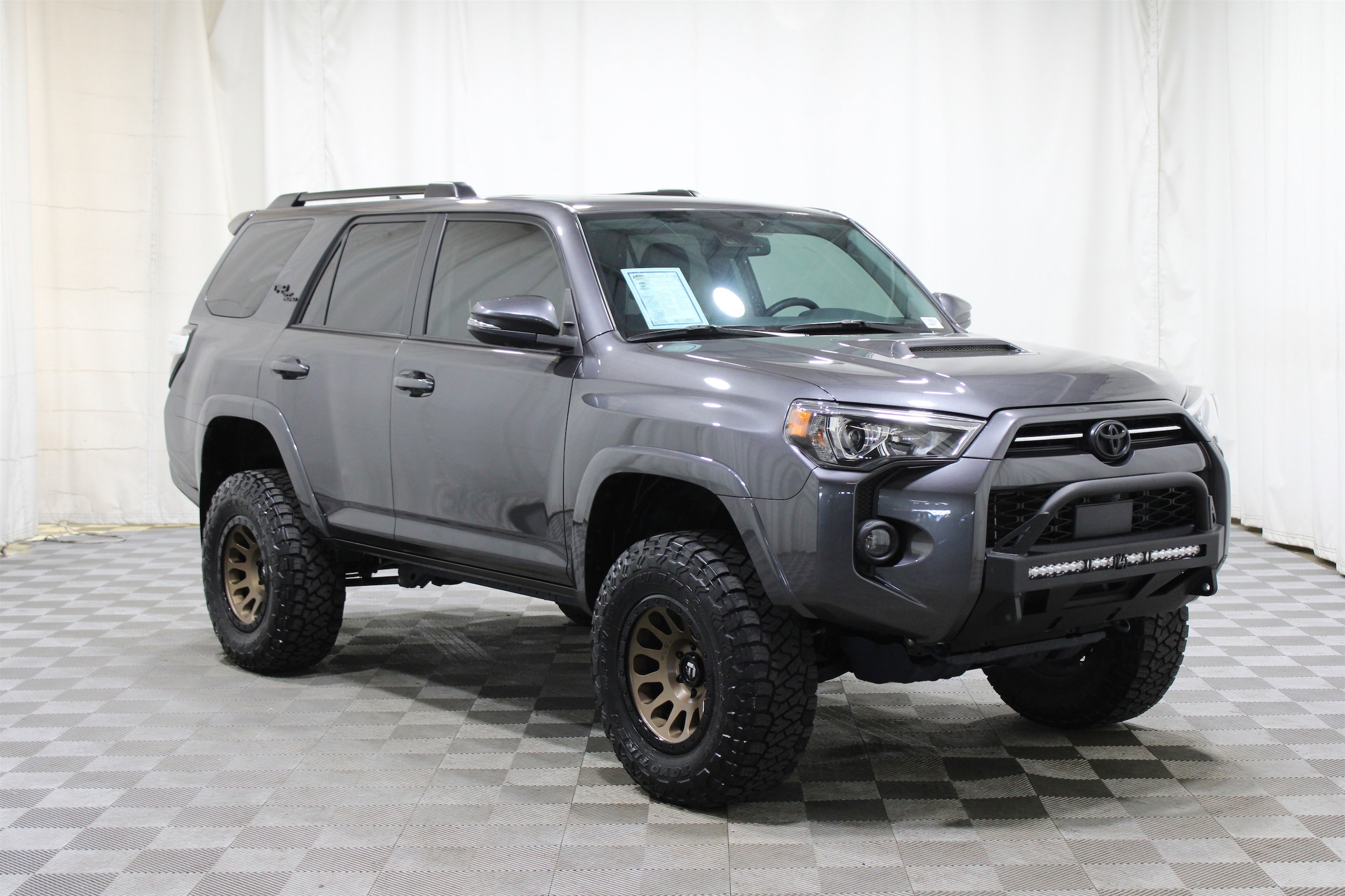 2023 Toyota 4Runner TRD Off-Road Premium's photo