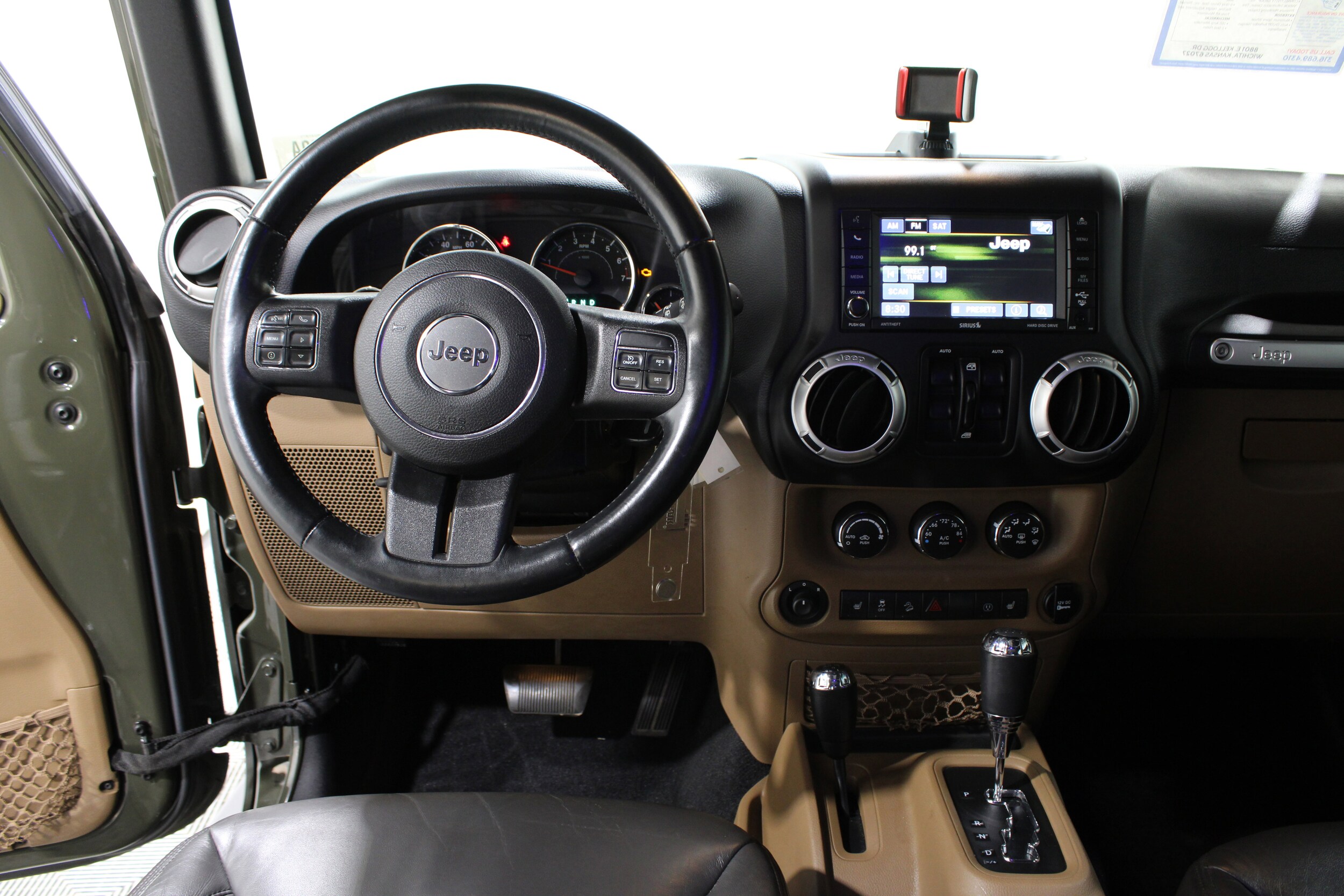 2015 Jeep Wrangler Unlimited Sahara photo 2