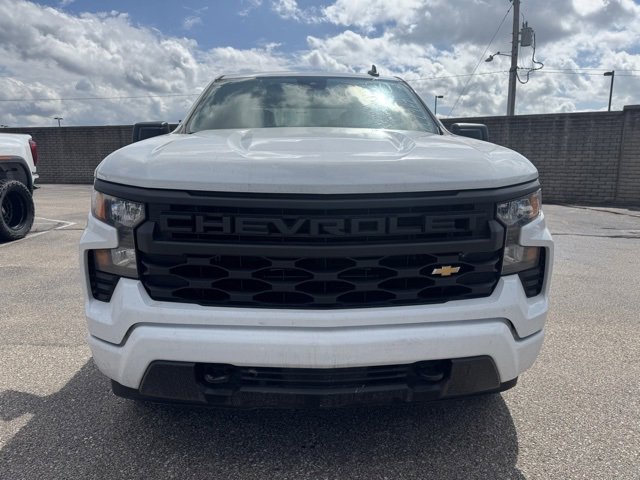 2024 Chevrolet Silverado 1500 Custom photo 2