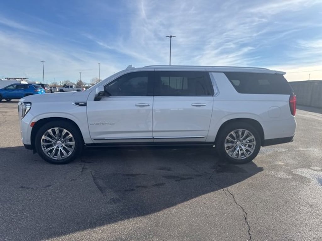 Used 2023 GMC Yukon XL Denali SUV
