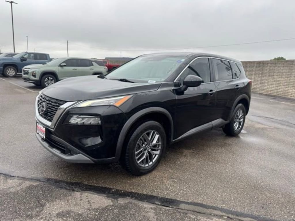 Used 2023 Nissan Rogue S SUV