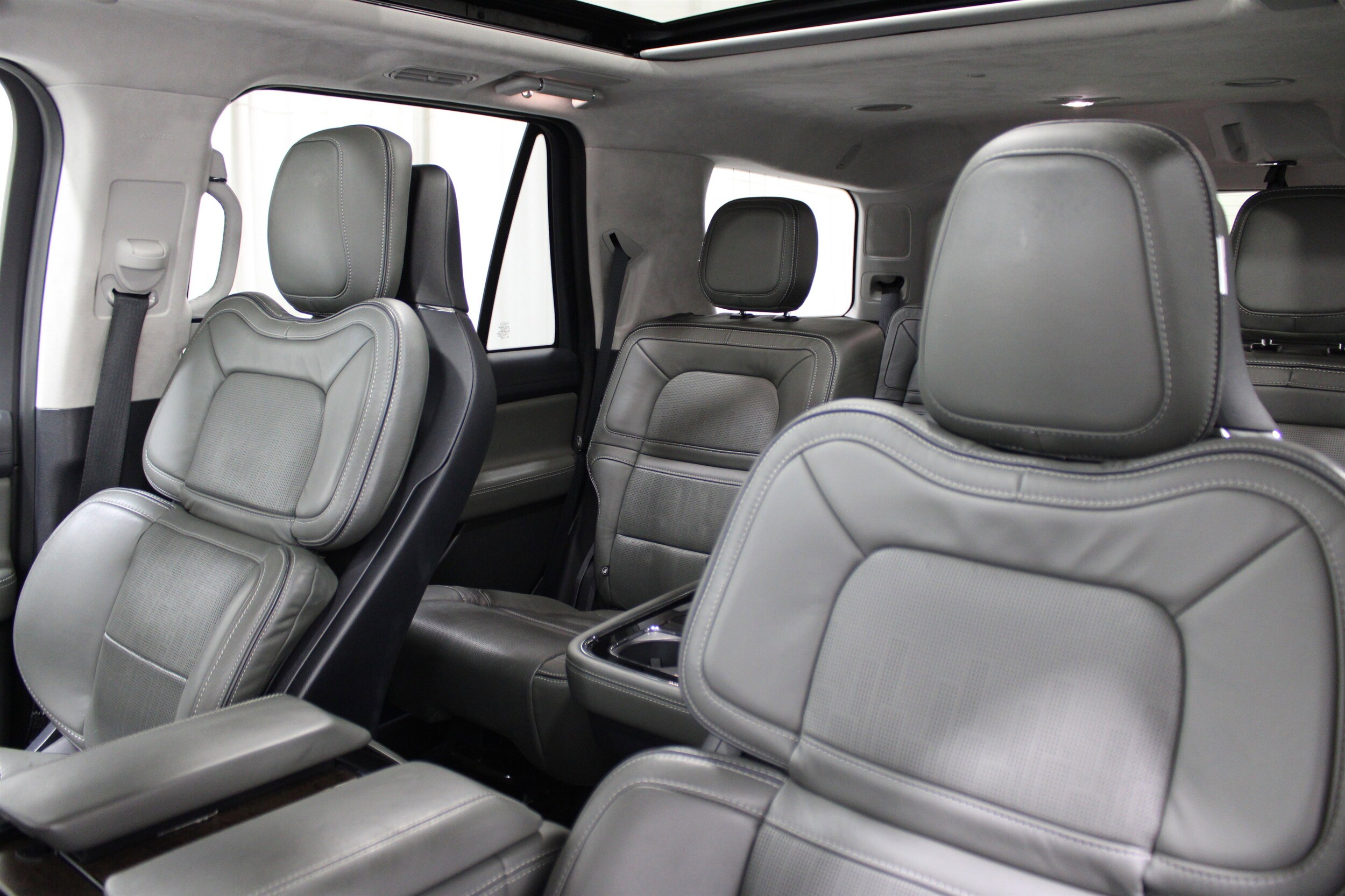 2022 Lincoln Navigator Black Label photo 4