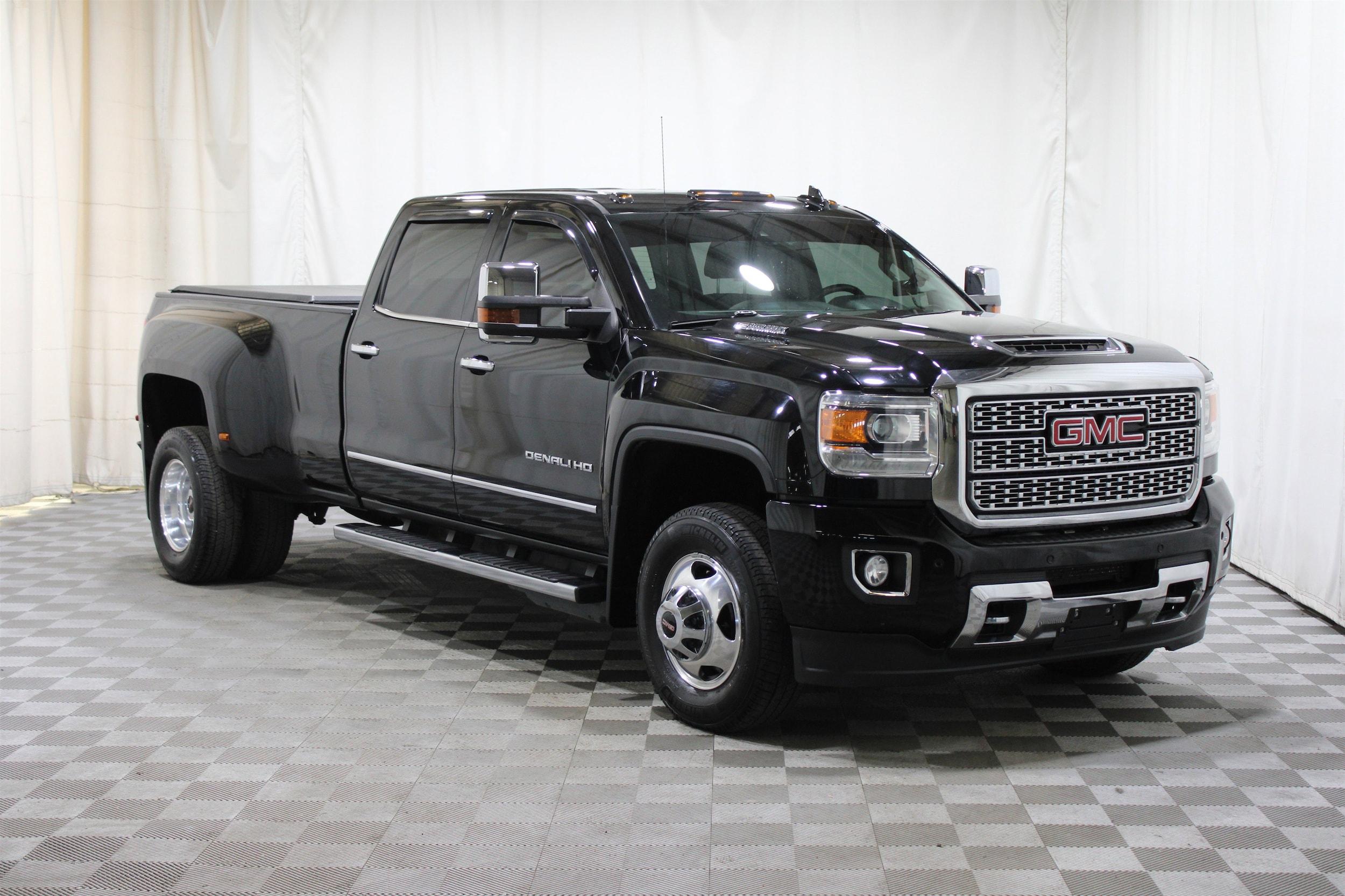 2019 GMC Sierra Denali's photo