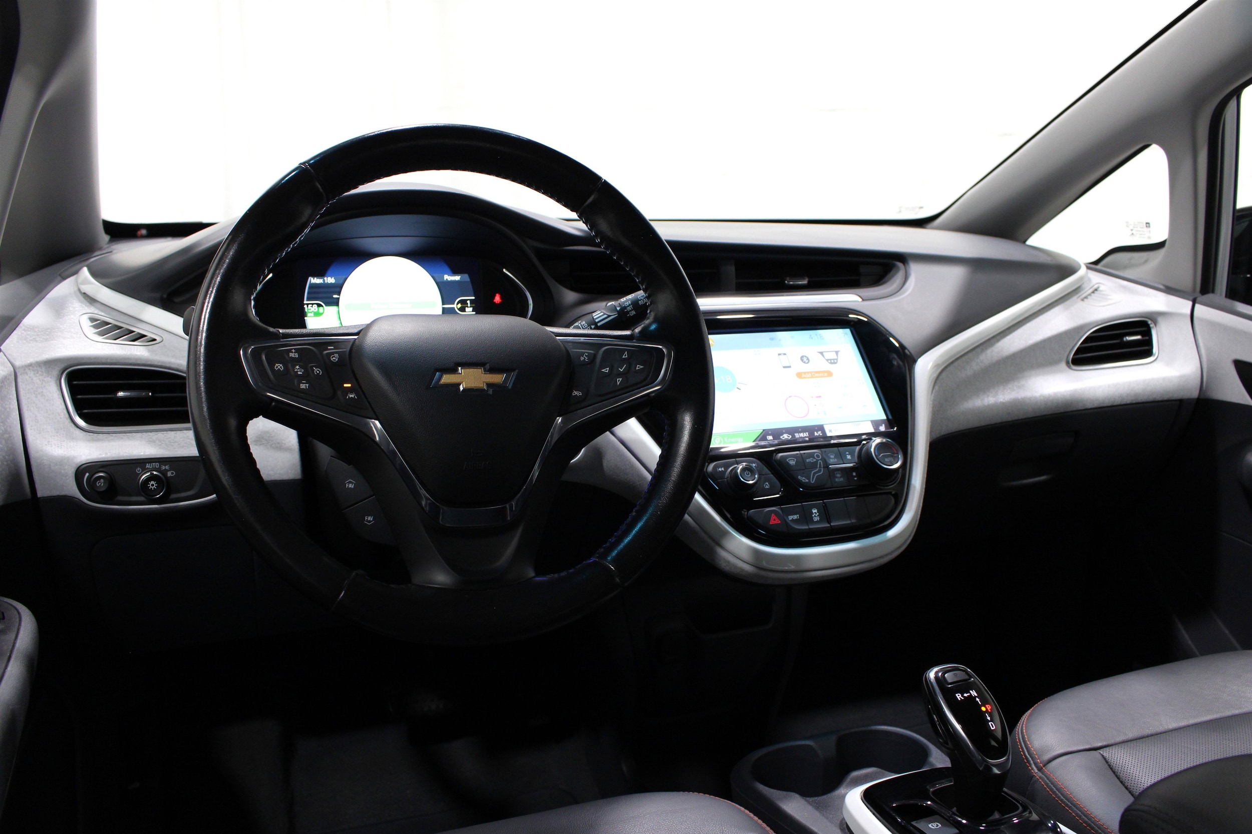Used 2020 Chevrolet Bolt EV Premier with VIN 1G1FZ6S05L4111360 for sale in Wichita, KS