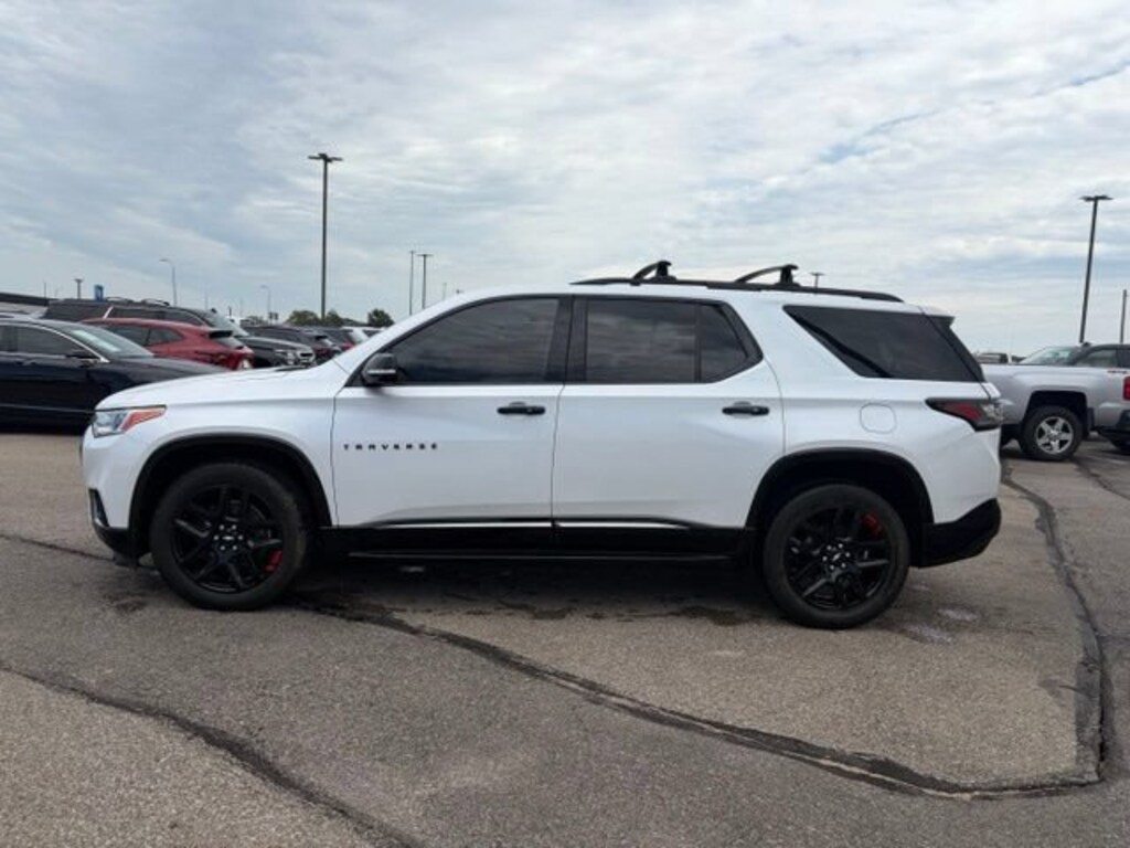 Used 2020 Chevrolet Traverse Premier SUV