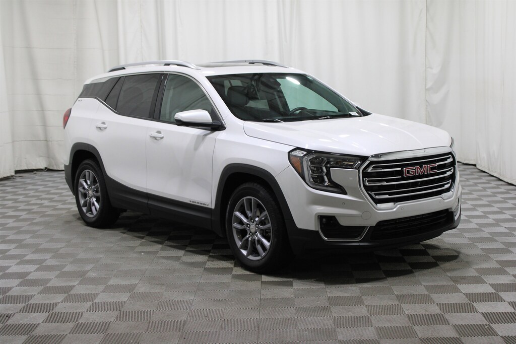 Used 2022 GMC Terrain SLT SUV