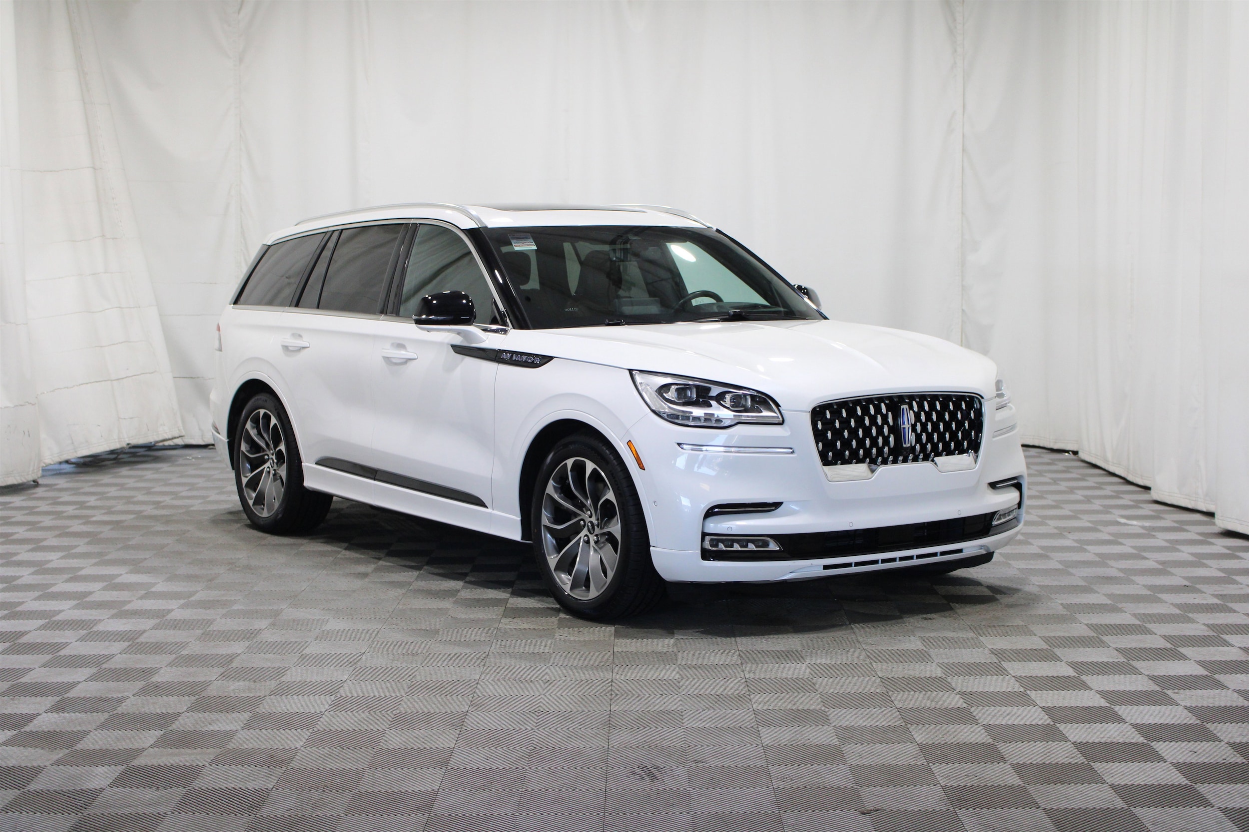 2023 Lincoln Aviator Grand Touring AWD's photo