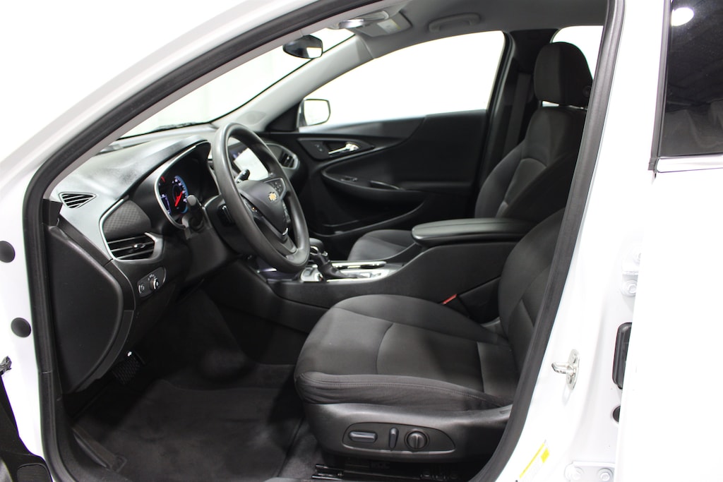 Used 2023 Chevrolet Malibu LT Sedan