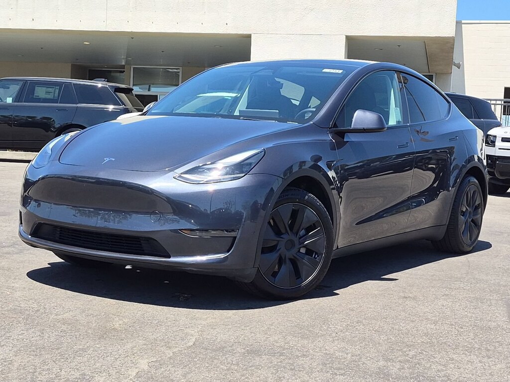 Used 2025 Tesla Model Y Long Range SUV