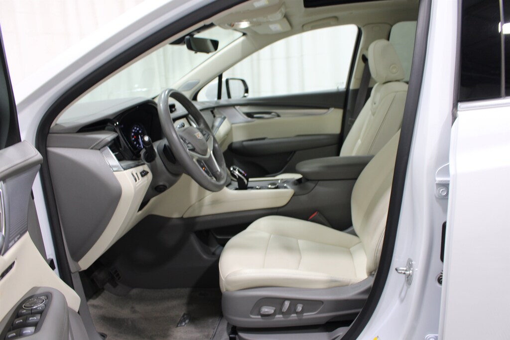 Certified 2025 Cadillac XT5 AWD Premium Luxury SUV