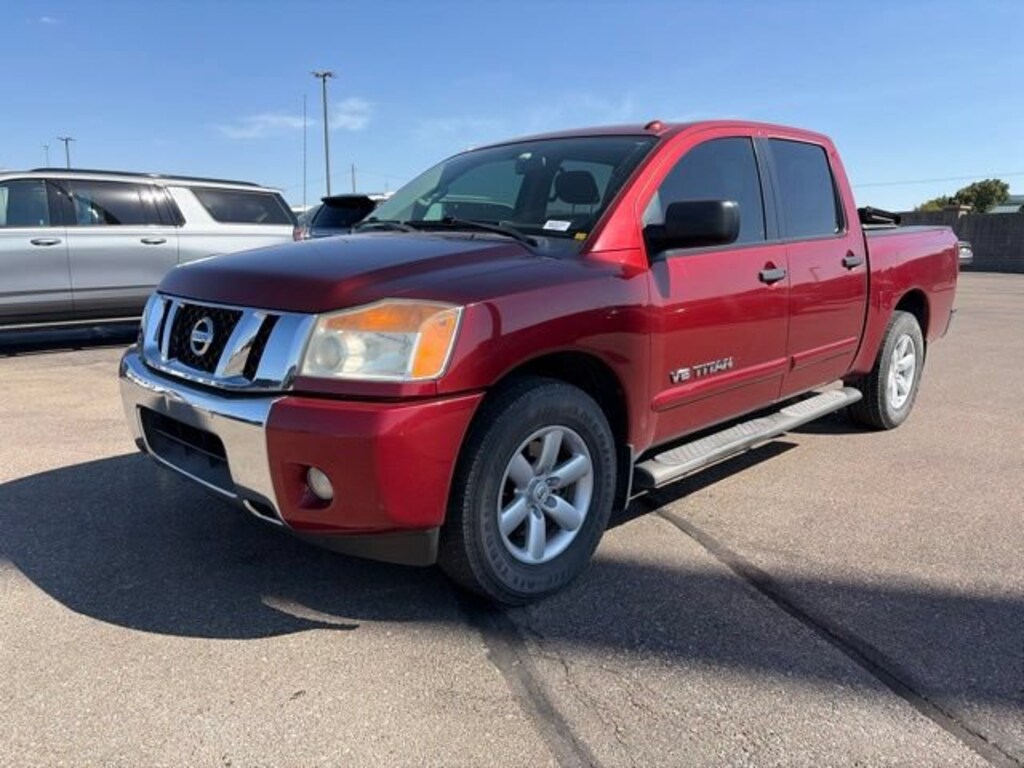 Used 2014 Nissan Titan SV Truck Crew Cab