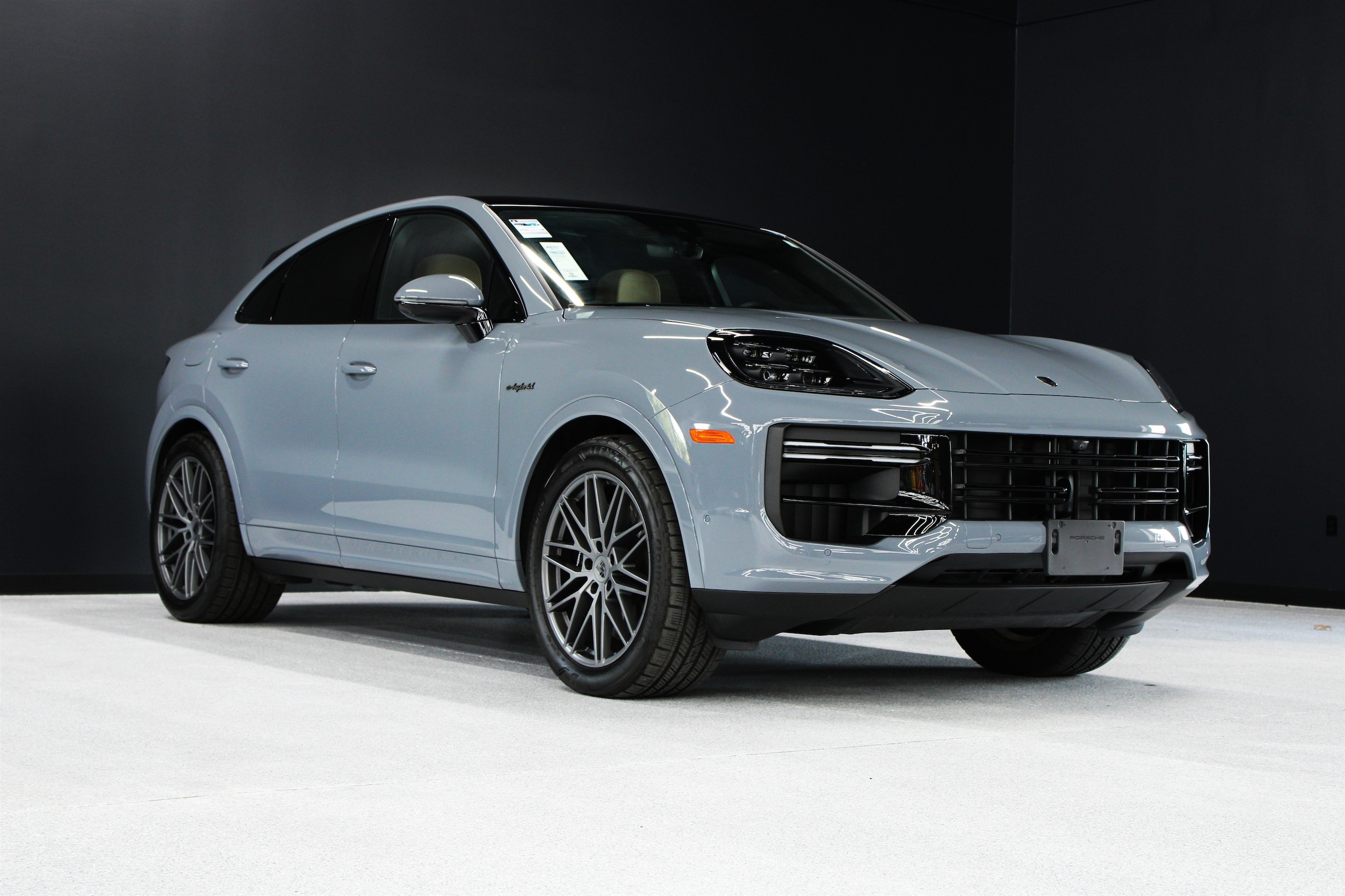 2025 Porsche Cayenne E-Hybrid Coupe Turbo E-Hybrid SUV