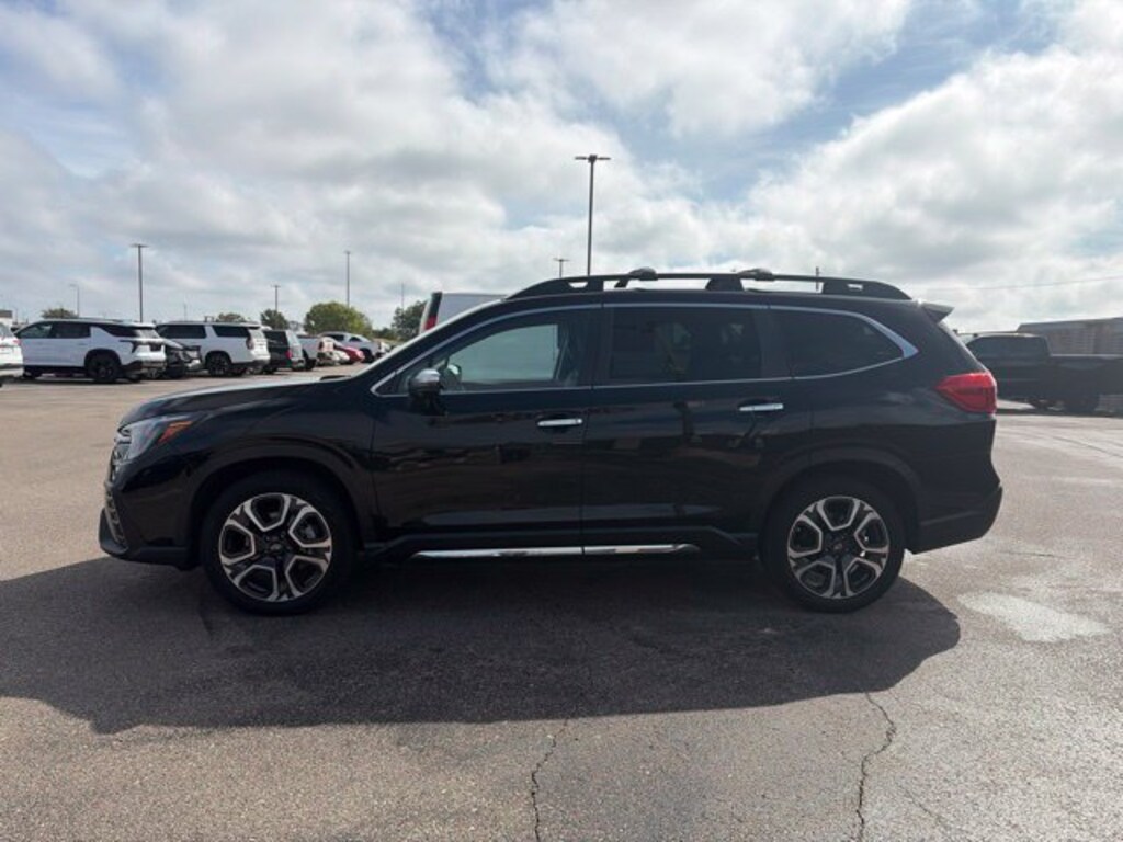 Used 2023 Subaru Ascent Touring SUV