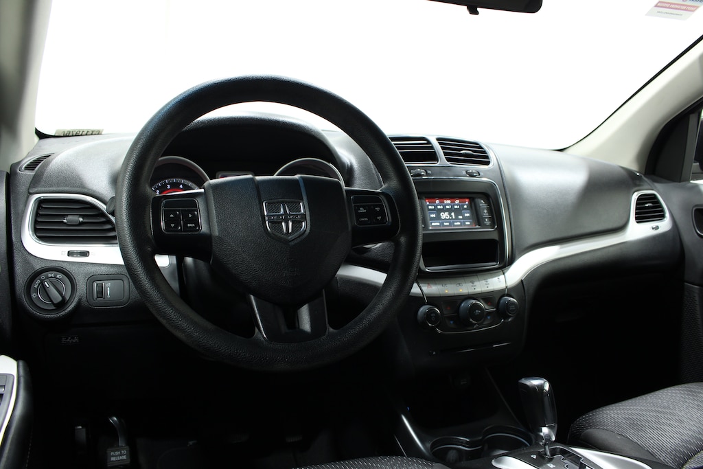 Used 2018 Dodge Journey SE SUV