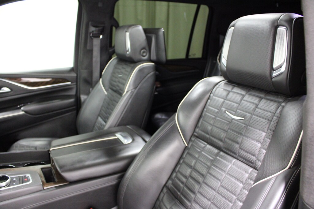 Used 2022 Cadillac Escalade ESV Sport Platinum SUV