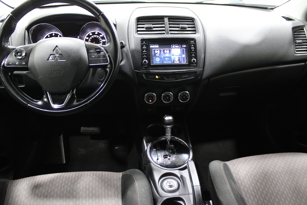 Used 2017 Mitsubishi Outlander Sport SE 2.4 CUV