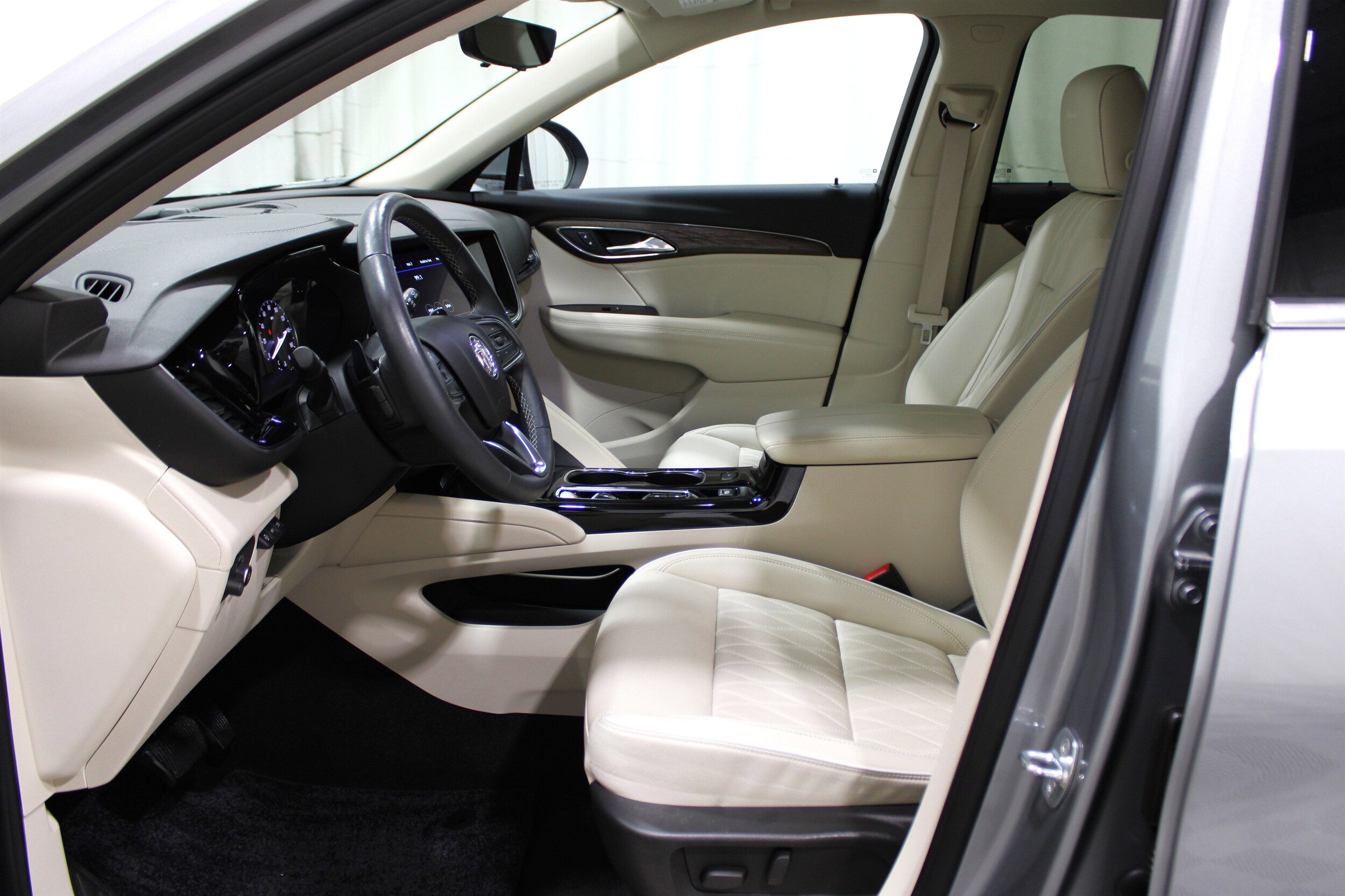 2023 Buick Envision Avenir photo 3