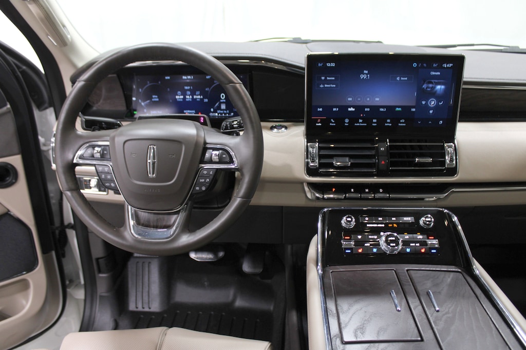 Certified 2024 Lincoln Navigator Premiere SUV