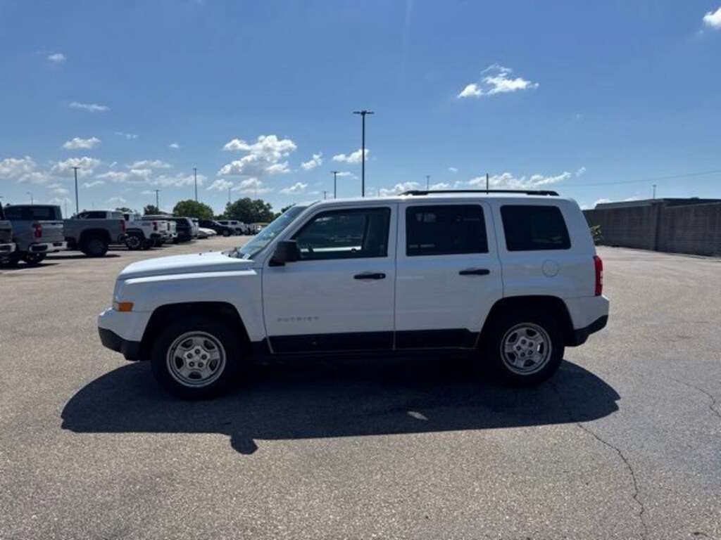 Used 2016 Jeep Patriot Sport SUV