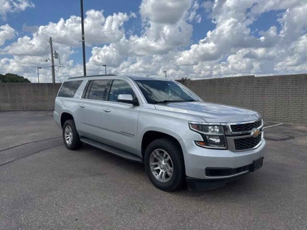 Used 2018 Chevrolet Suburban LT SUV