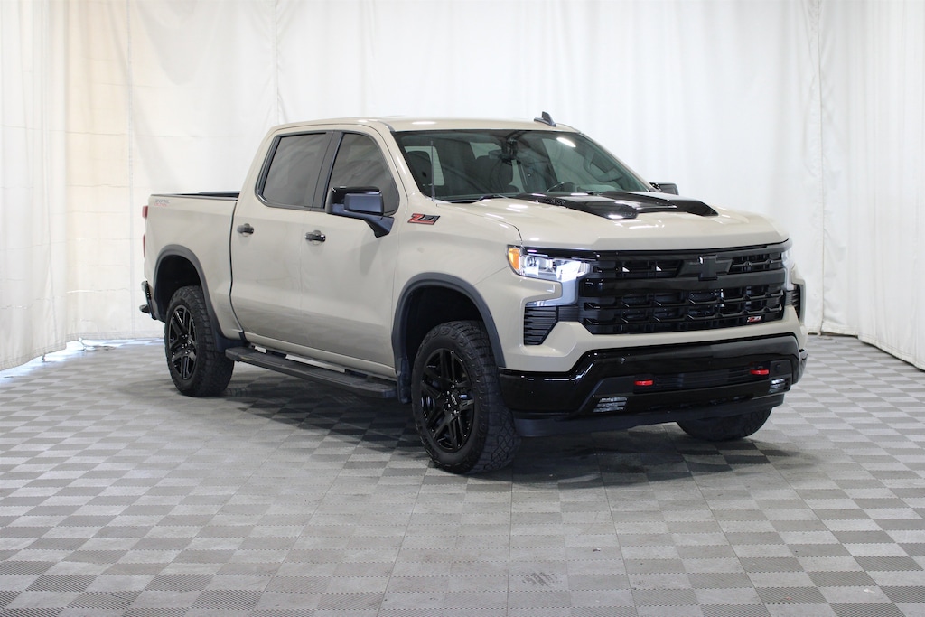 Used 2023 Chevrolet Silverado 1500 LT Trail Boss Truck Crew Cab