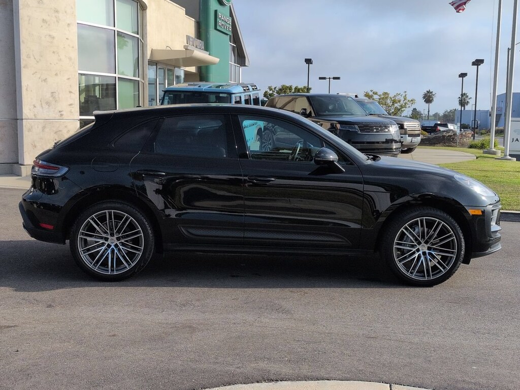 Used 2024 Porsche Macan AWD SUV