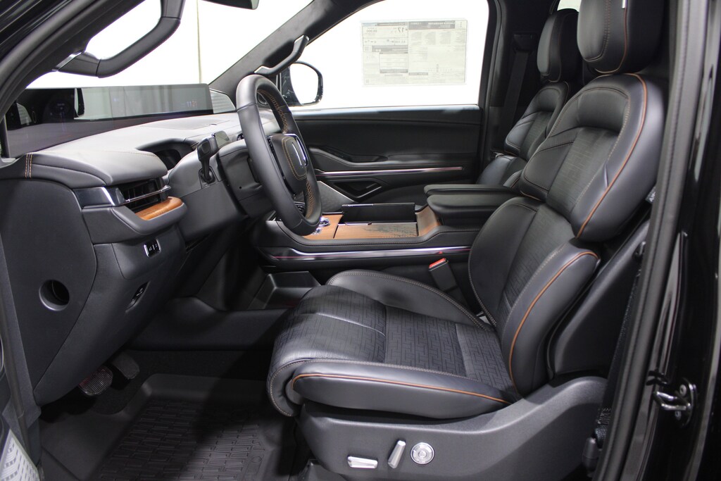 Certified 2025 Lincoln Navigator Black Label SUV