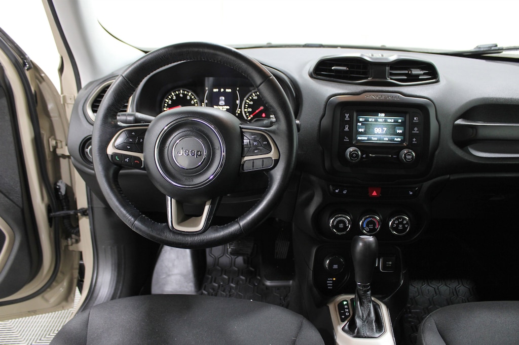 Used 2016 Jeep Renegade Latitude SUV