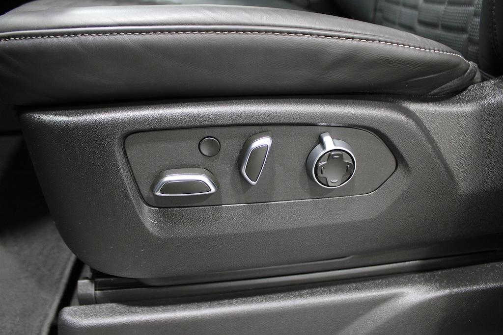 Used 2024 Cadillac Escalade 4WD Sport Platinum SUV