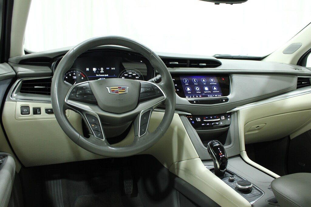Certified 2025 Cadillac XT5 AWD Premium Luxury SUV