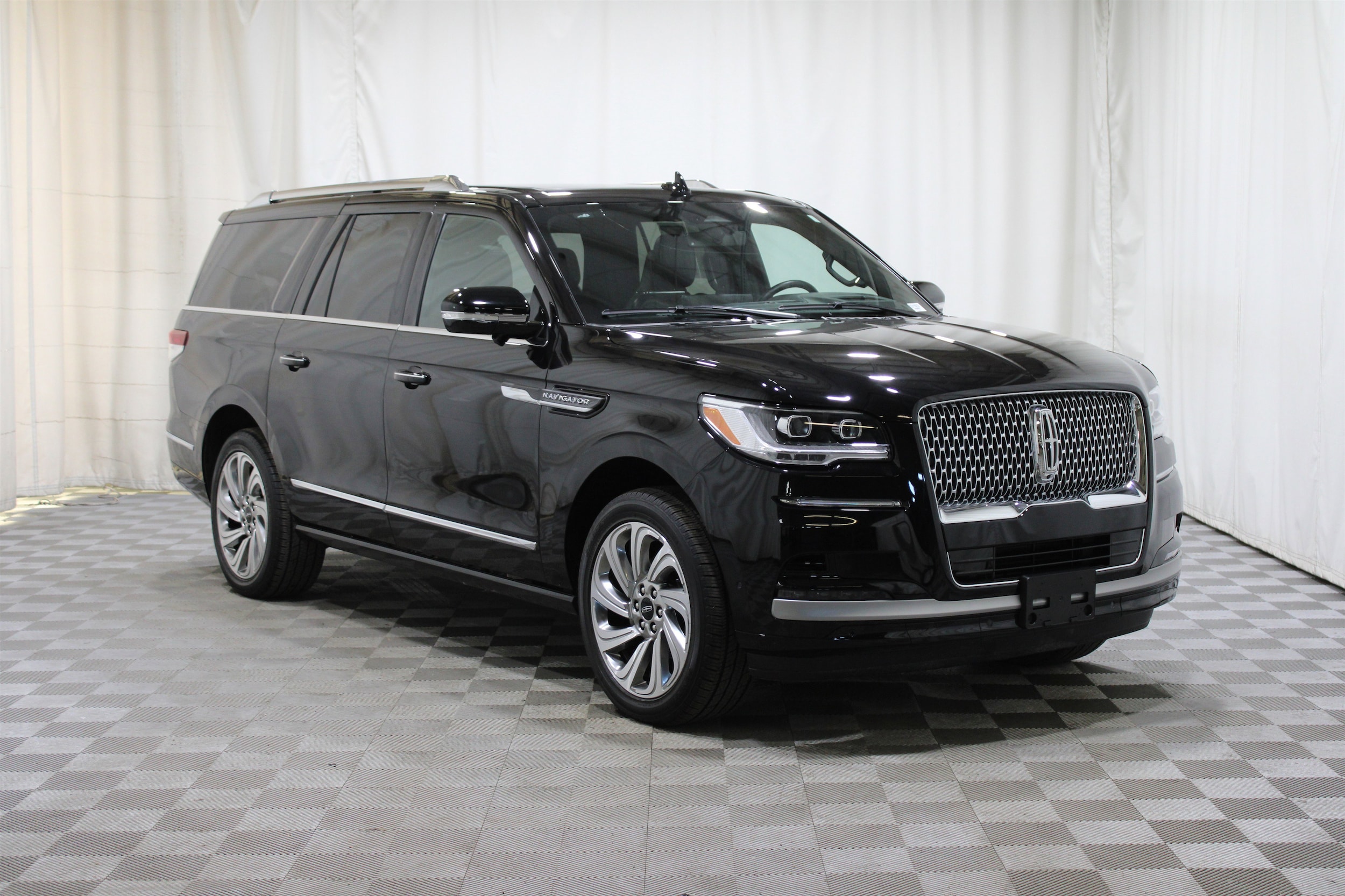 2024 Lincoln Navigator Reserve L's photo