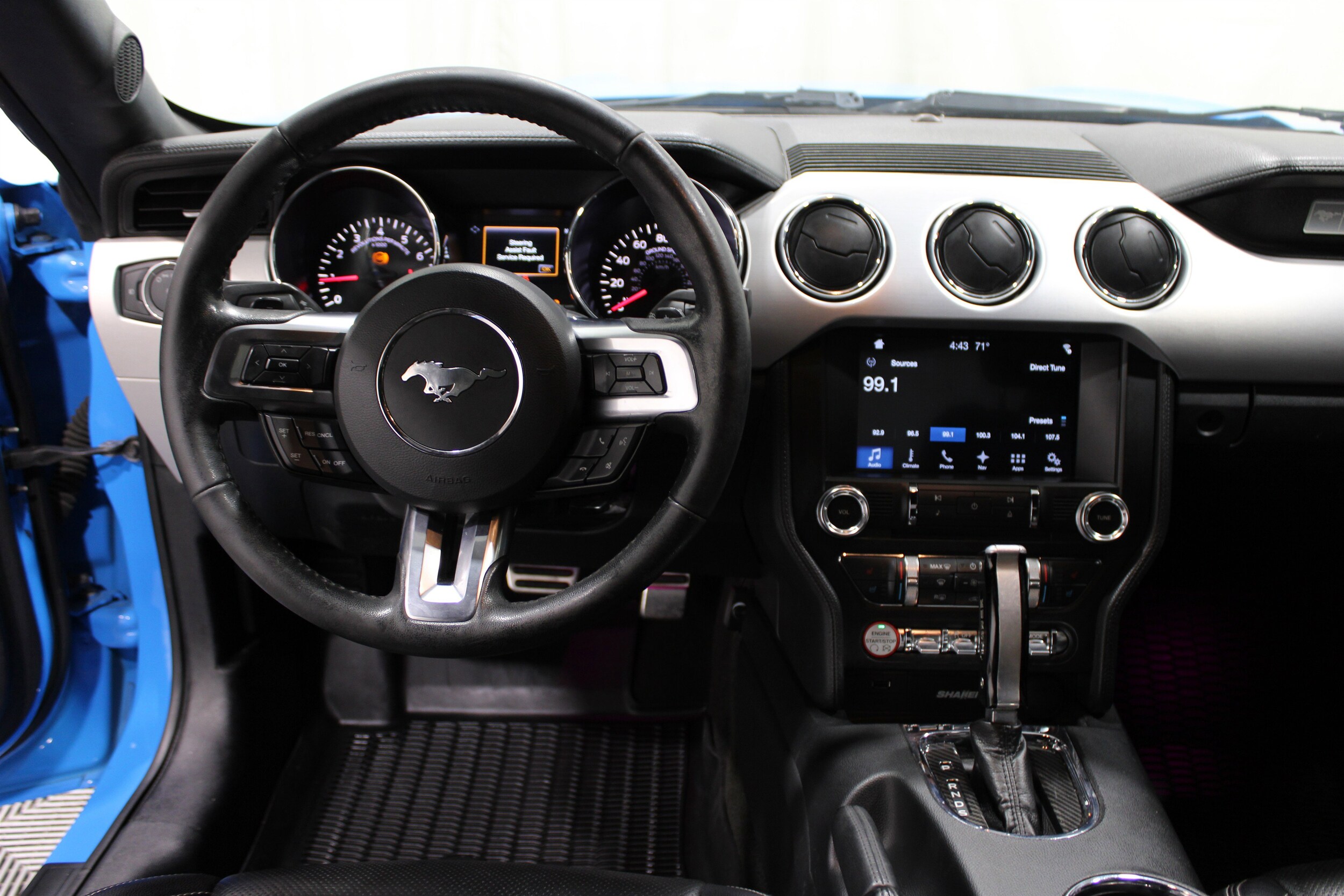 2017 Ford Mustang GT Premium photo 2