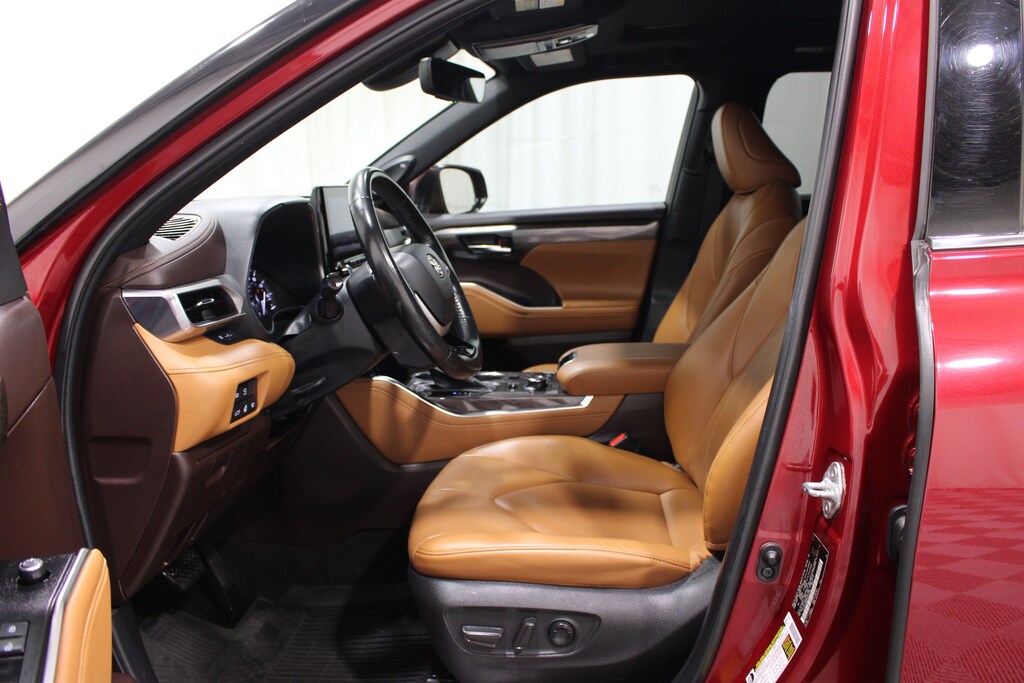 Used 2022 Toyota Highlander Platinum SUV