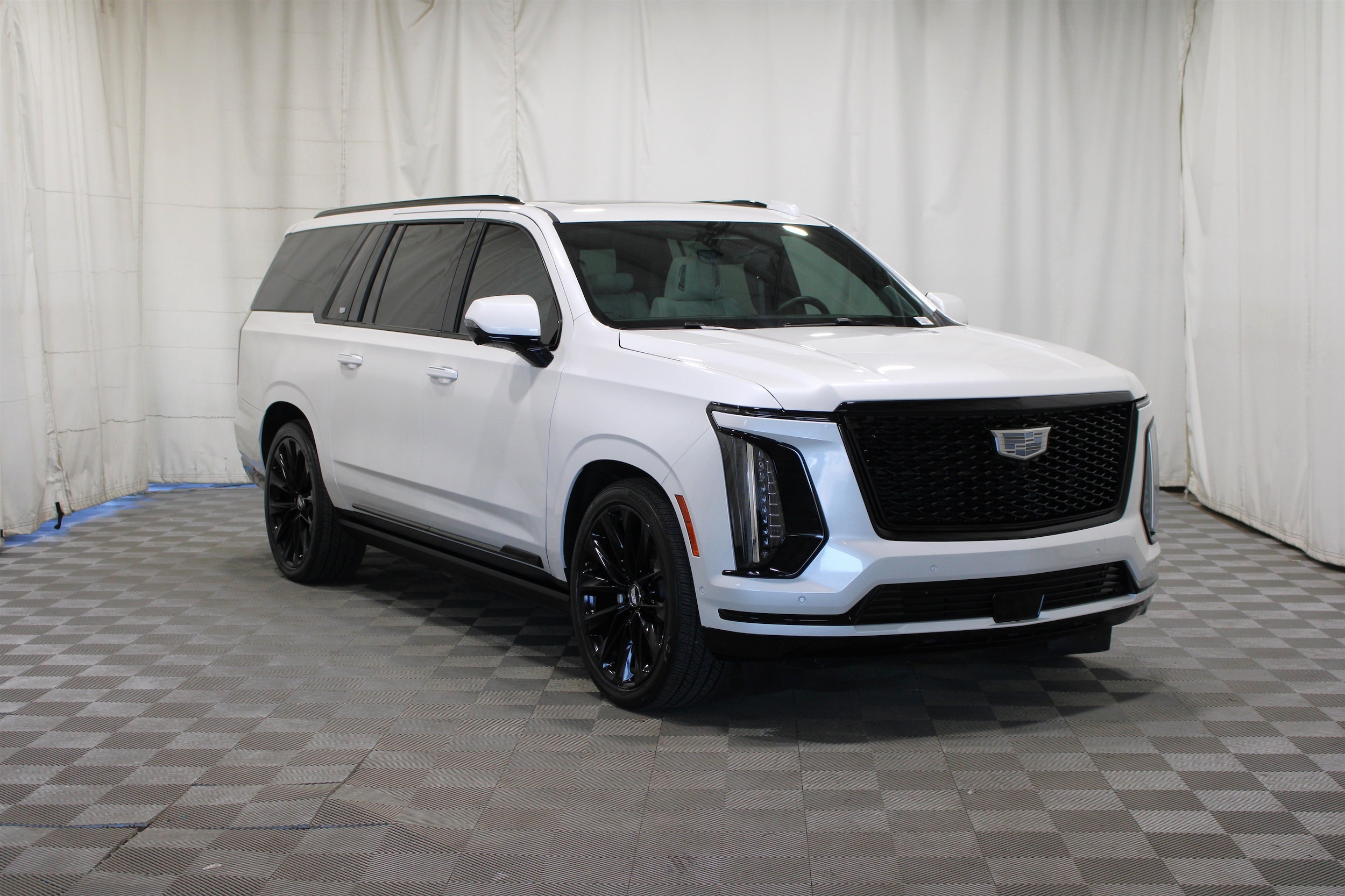 2025 Cadillac Escalade ESV