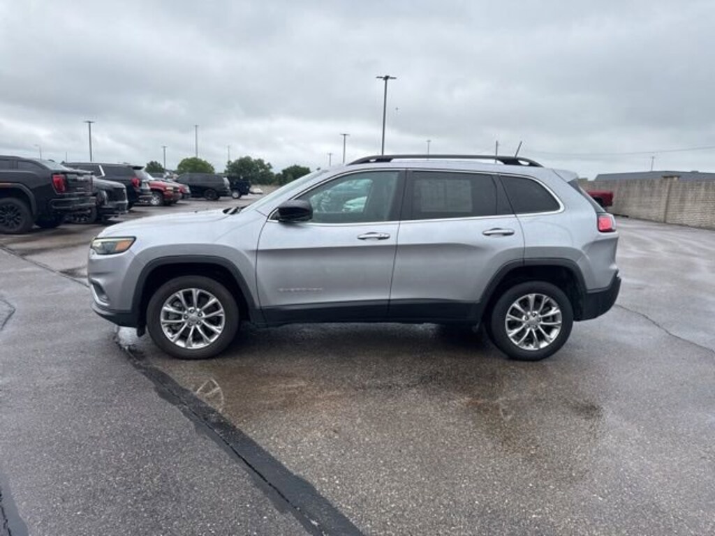 Used 2022 Jeep Cherokee Latitude Lux SUV