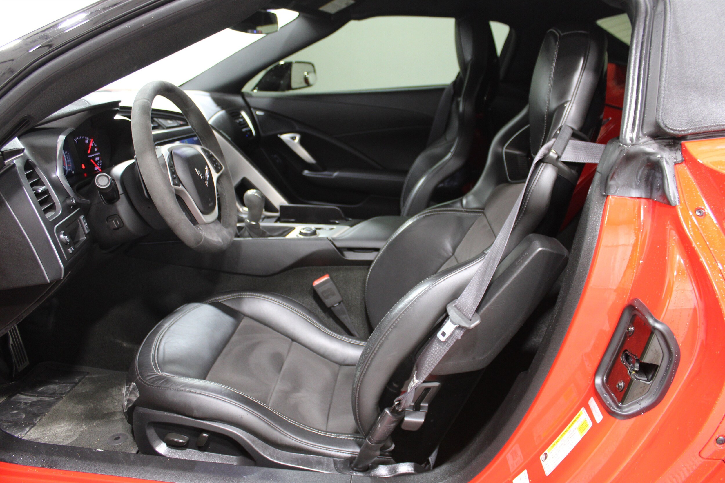 2014 Chevrolet Corvette Stingray Z51 1LT Convertible photo 2