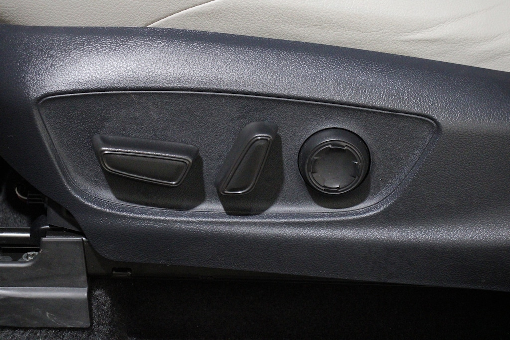 Used 2025 Toyota Tacoma Limited Truck Double Cab