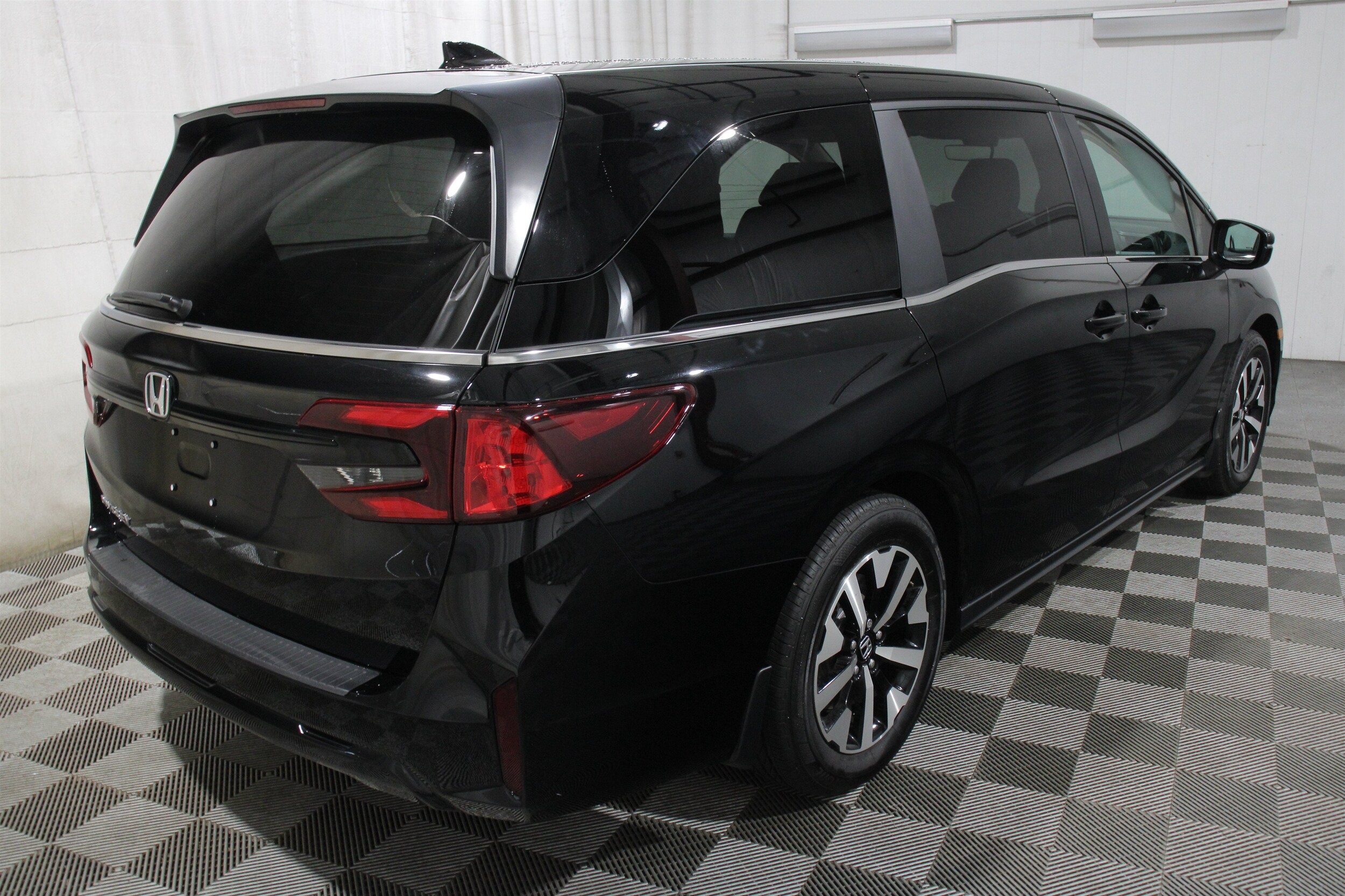 2026 Honda Odyssey EX-L - Photo 35