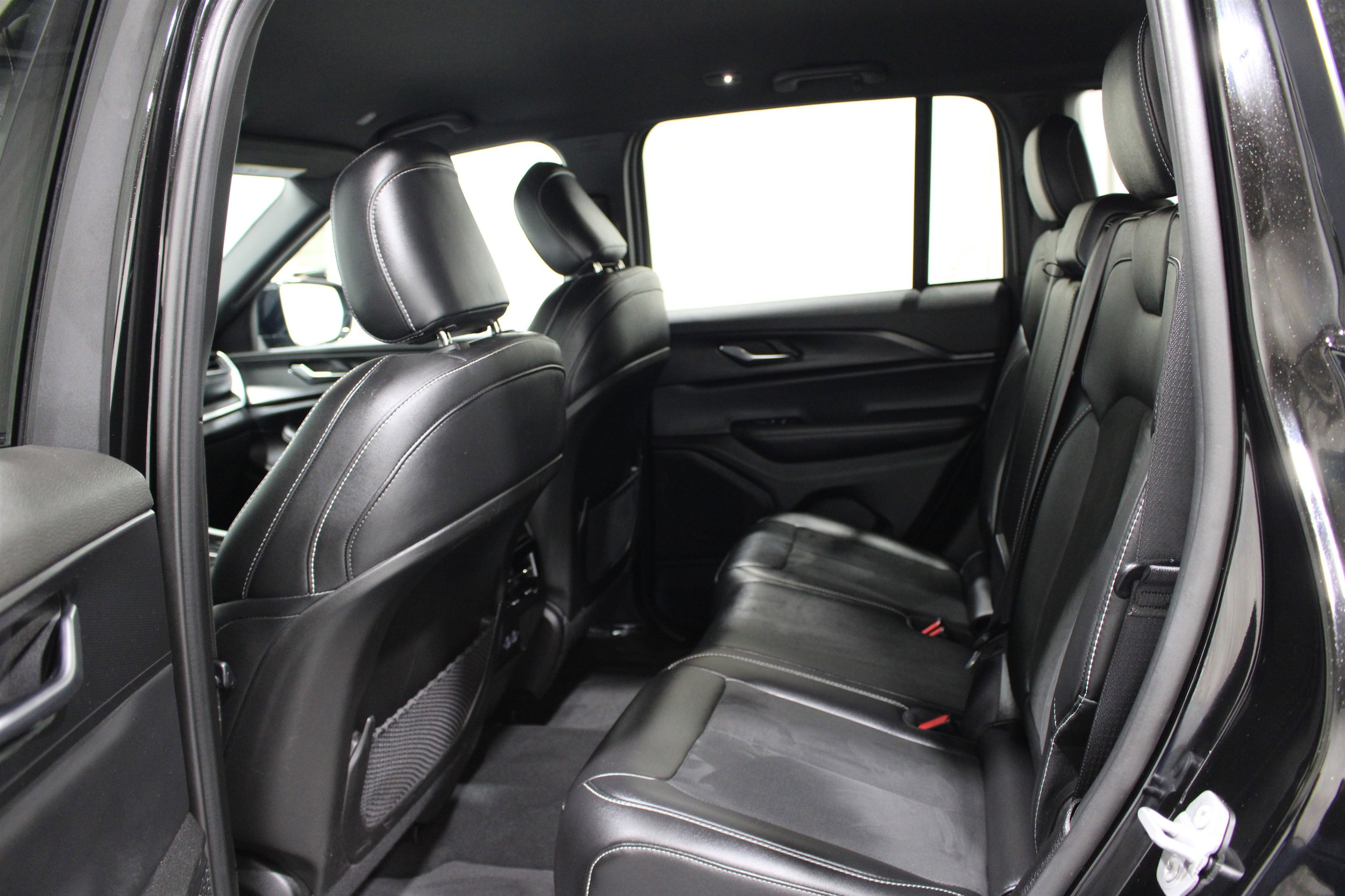 2025 Jeep Grand Cherokee Altitude - Photo 19