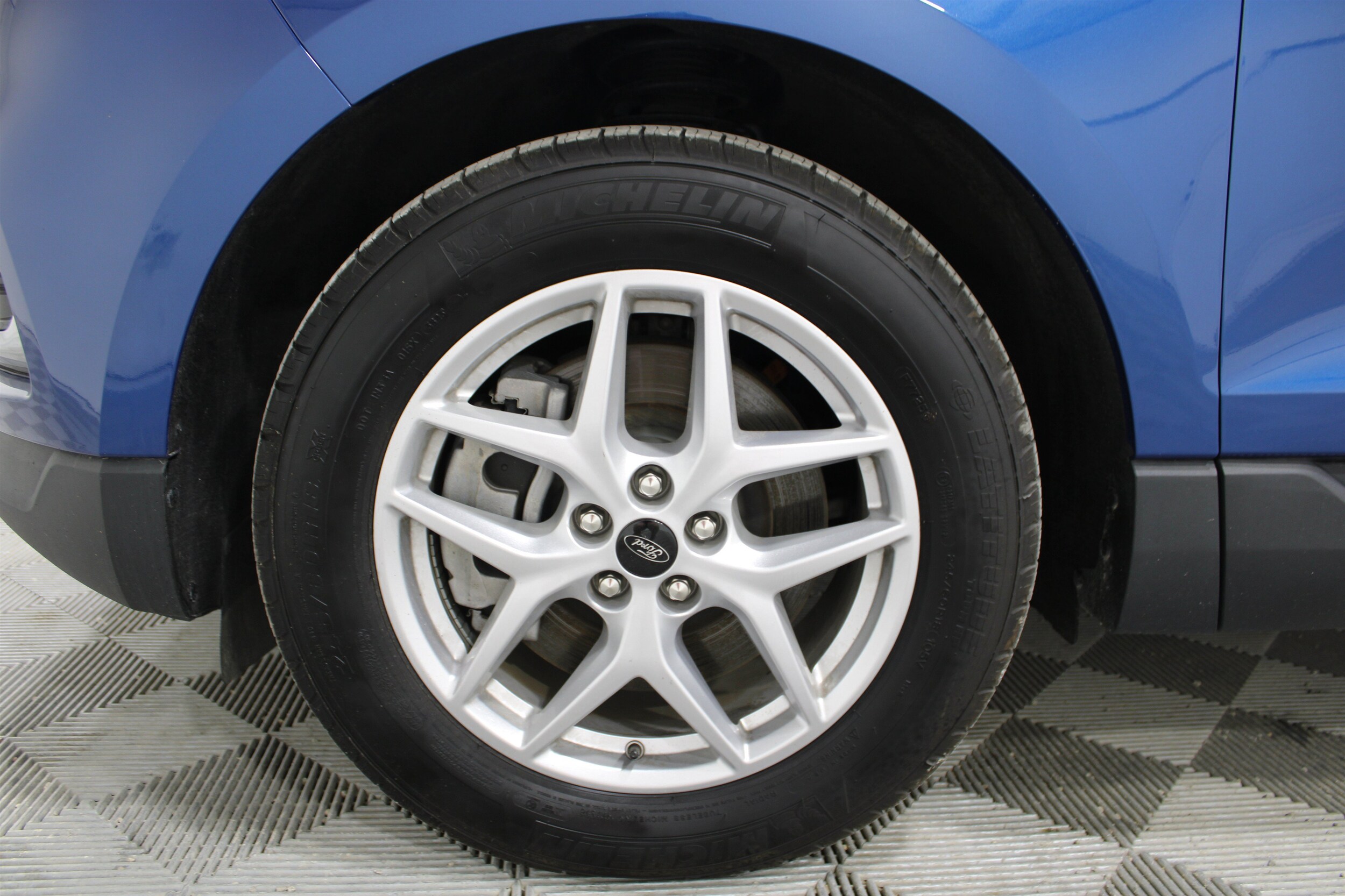 2024 Ford Edge SEL - Photo 33
