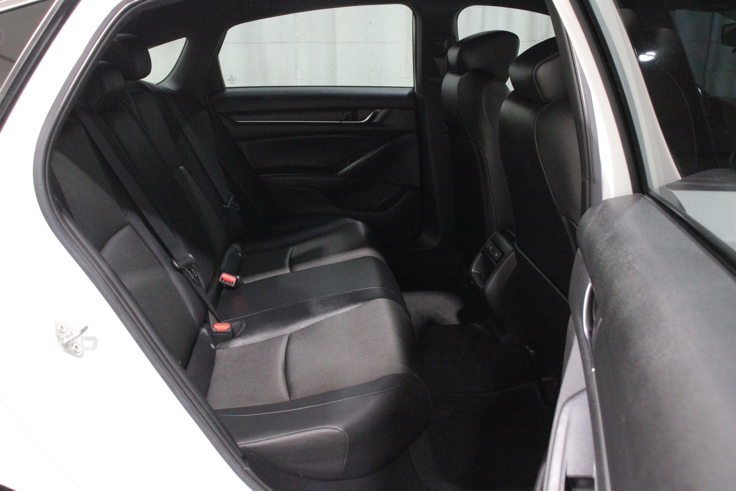 2022 Honda Accord Sport - Photo 26