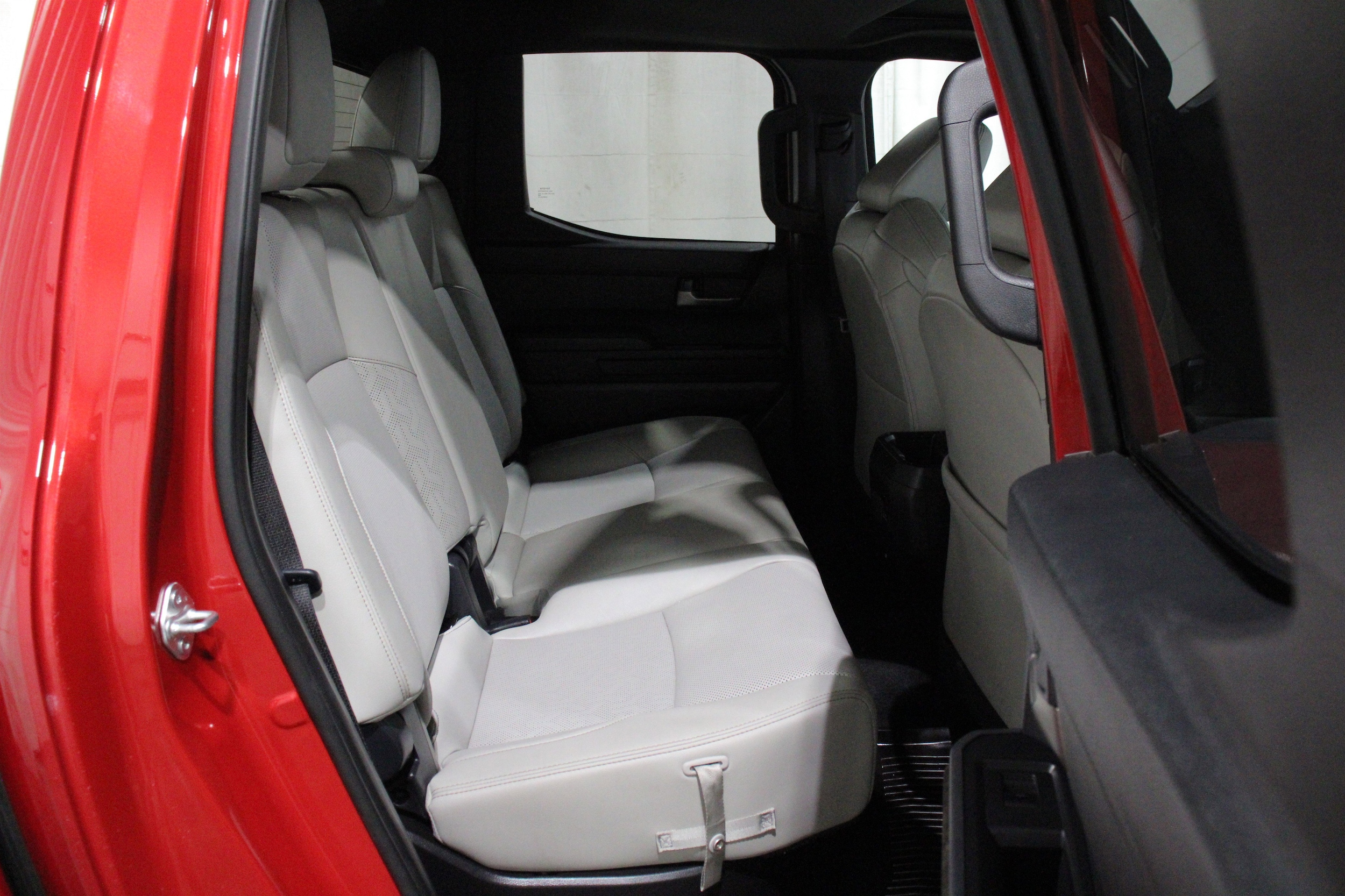 2025 Toyota Tacoma Limited - Photo 29