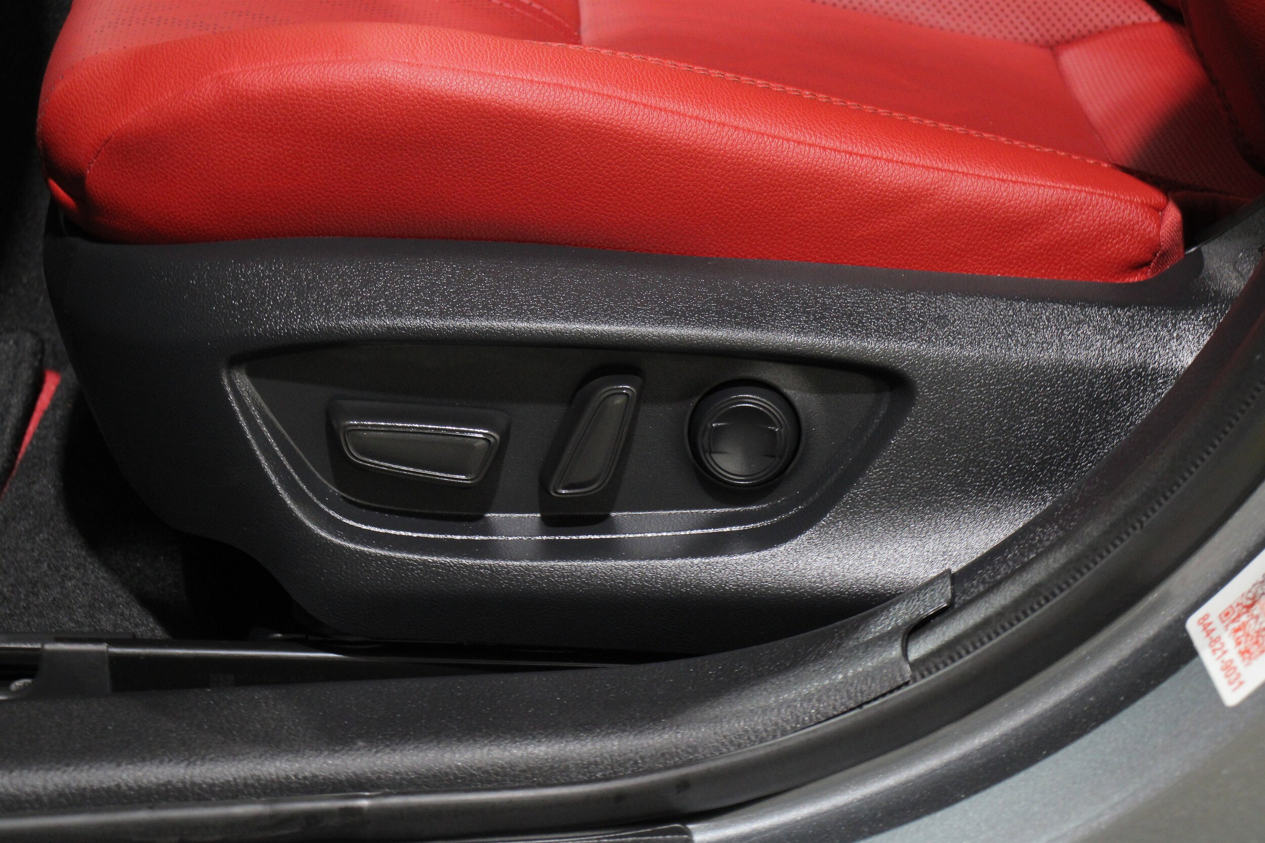 2025 Toyota Camry XSE photo 4