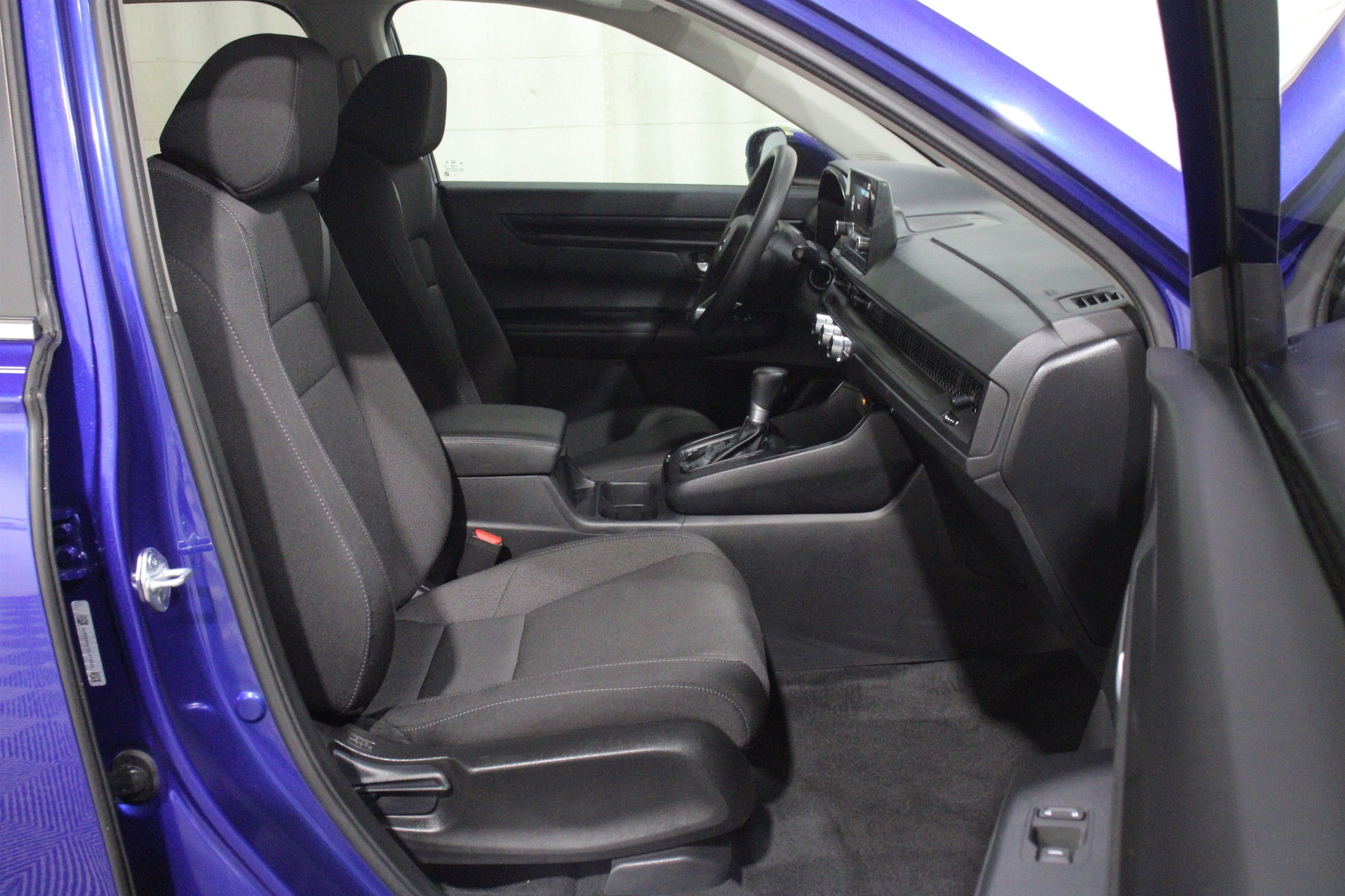 2025 Honda CR-V EX - Photo 25