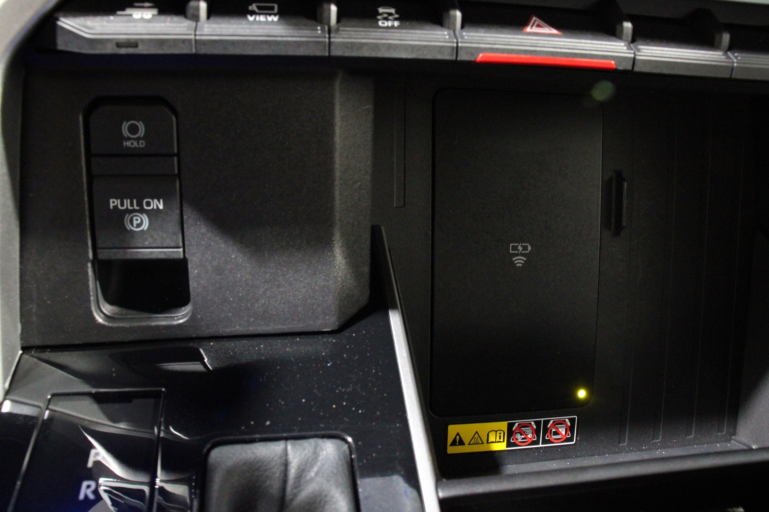 2025 Toyota Tundra Platinum - Photo 17