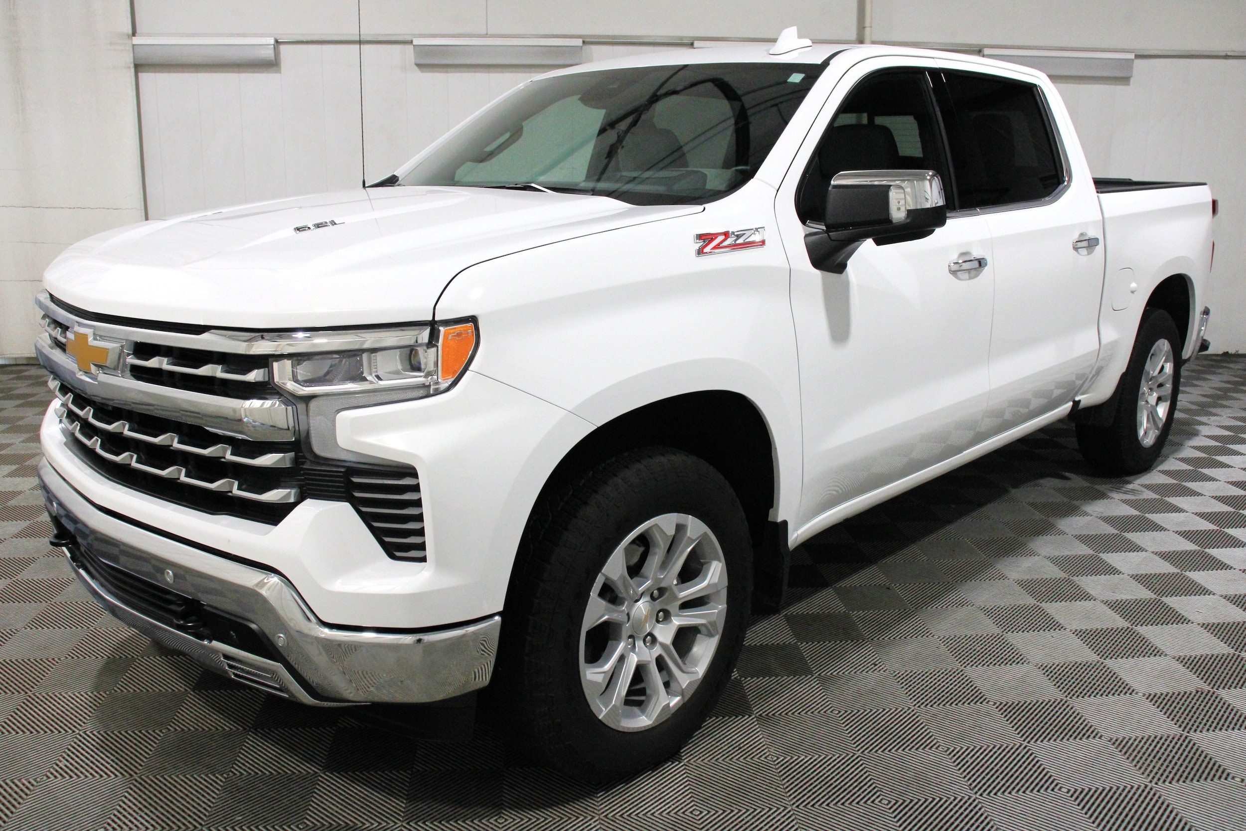 2024 Chevrolet Silverado 1500 LTZ - Photo 34