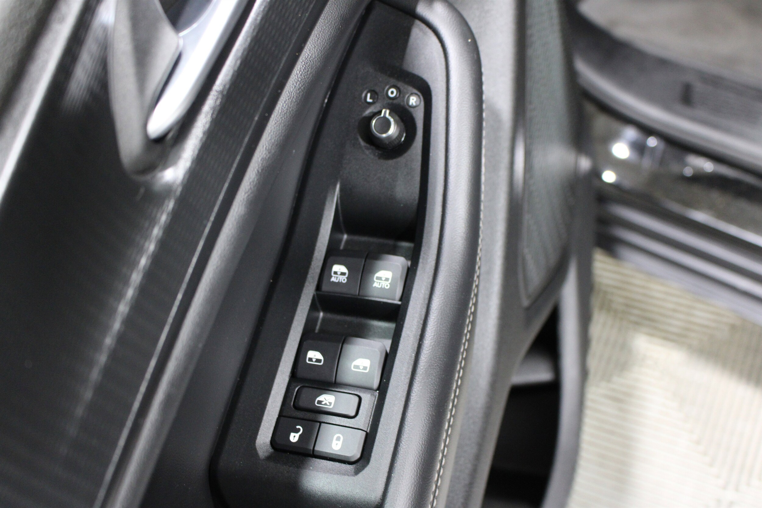 2025 Jeep Grand Cherokee Altitude - Photo 7