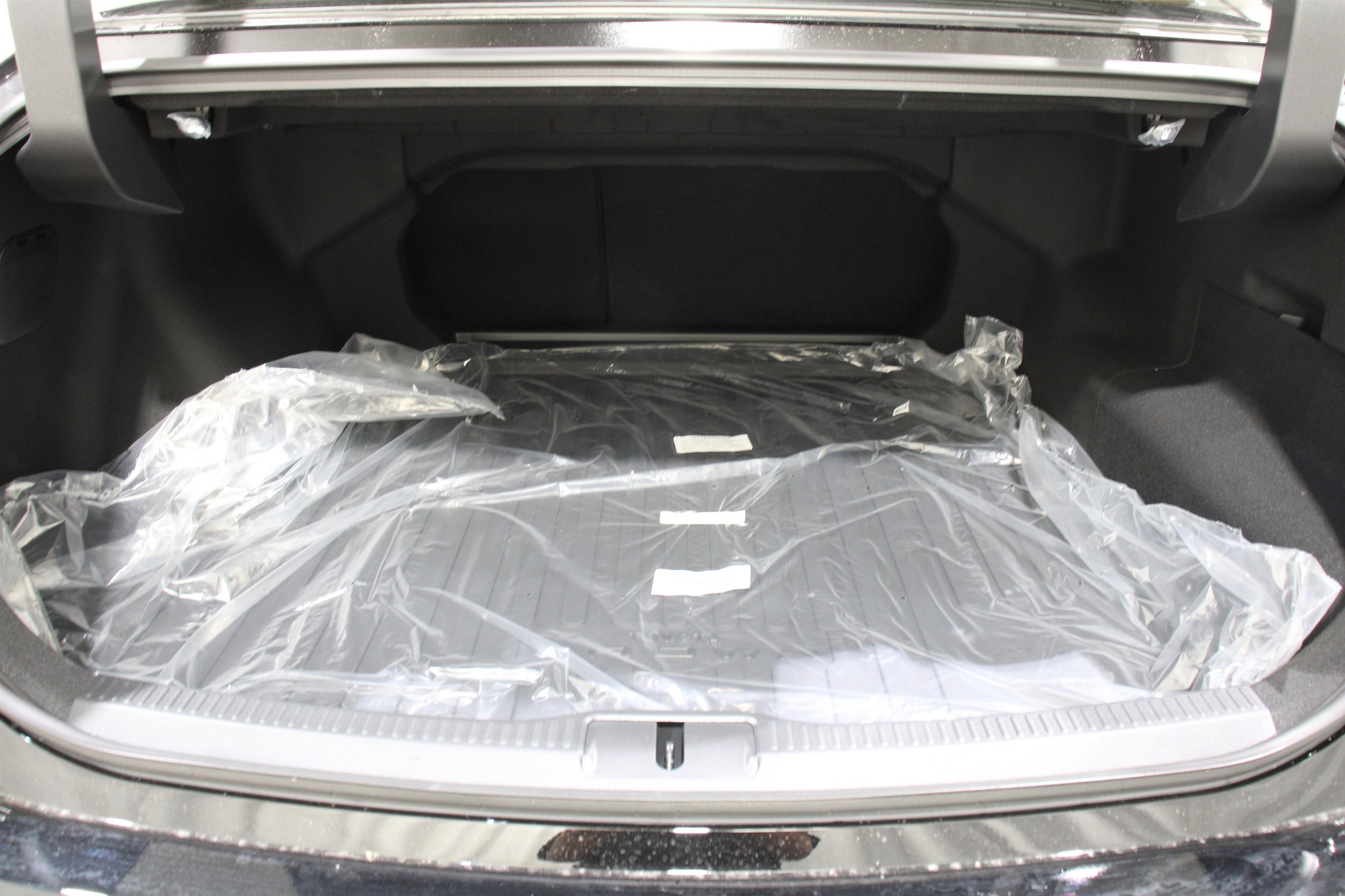 2026 Toyota Crown Limited - Photo 24