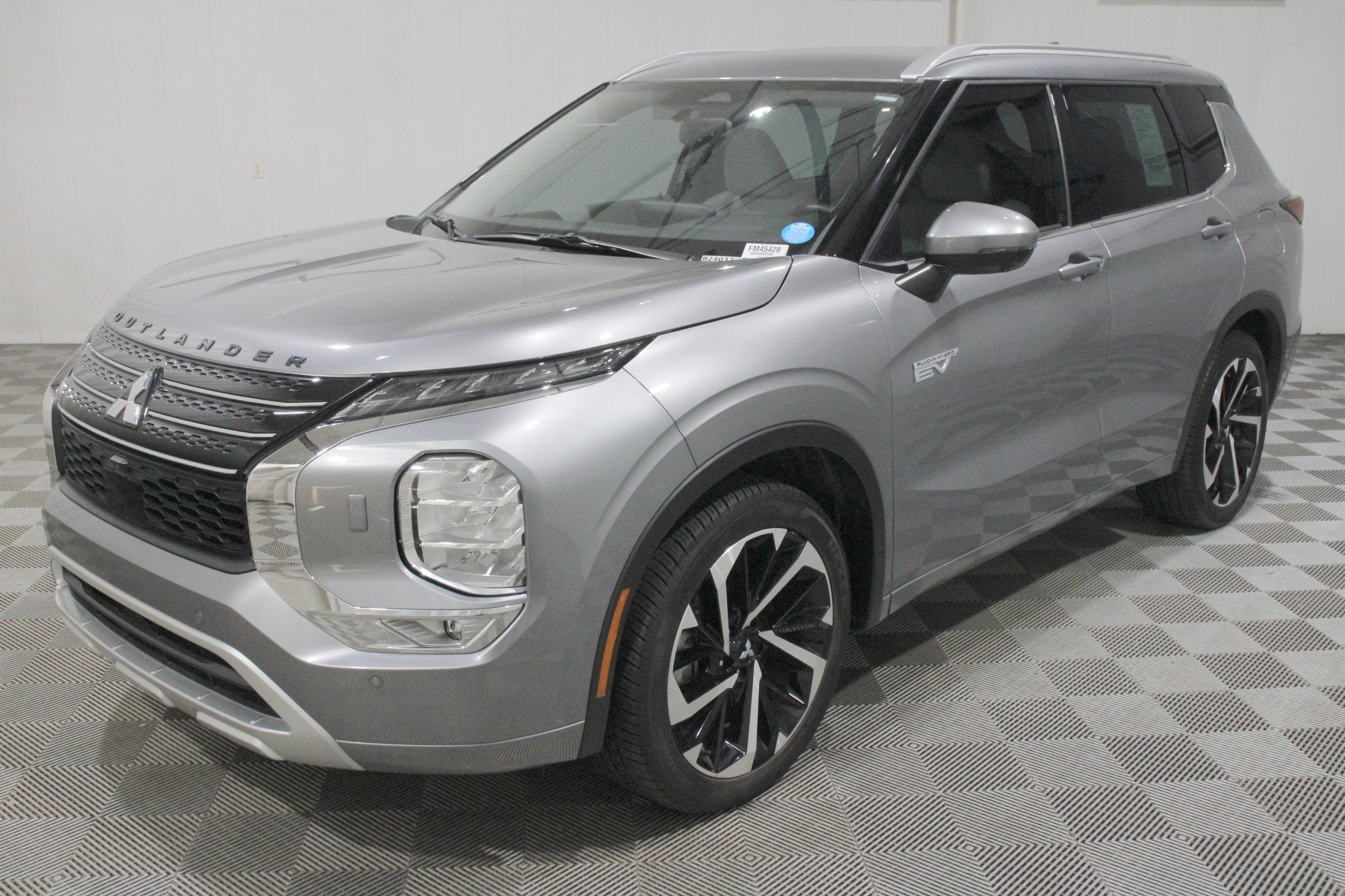 2023 Mitsubishi Outlander Plug-In Hybrid SEL - Photo 39