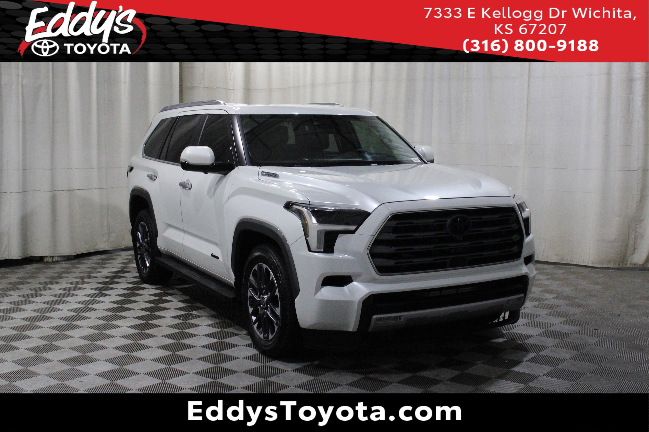 2024 Toyota Sequoia Limited 4WD i-FORCE MAX Hybrid's photo